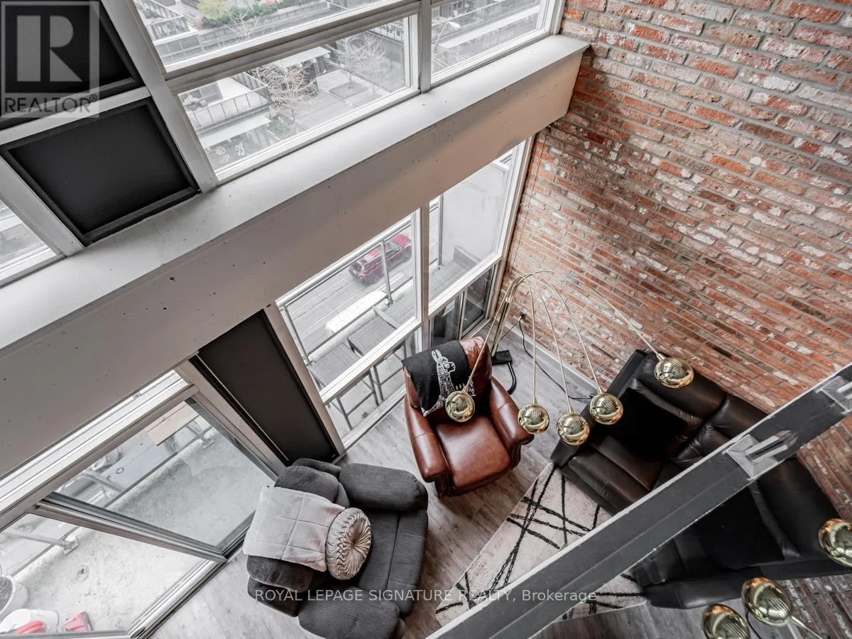 615 - 1029 KING STREET W
