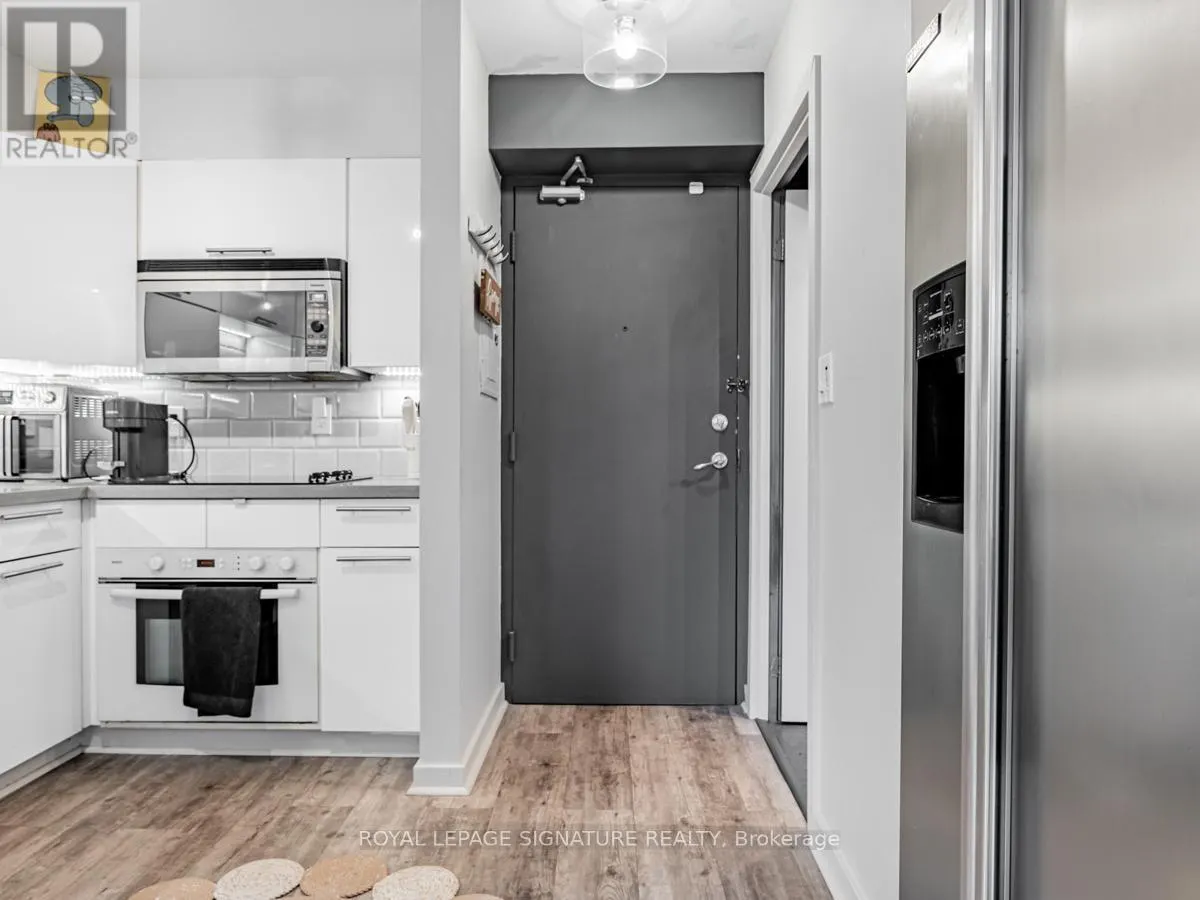 615 - 1029 KING STREET W