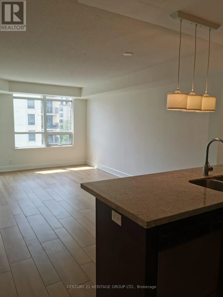510 - 676 SHEPPARD AVENUE E