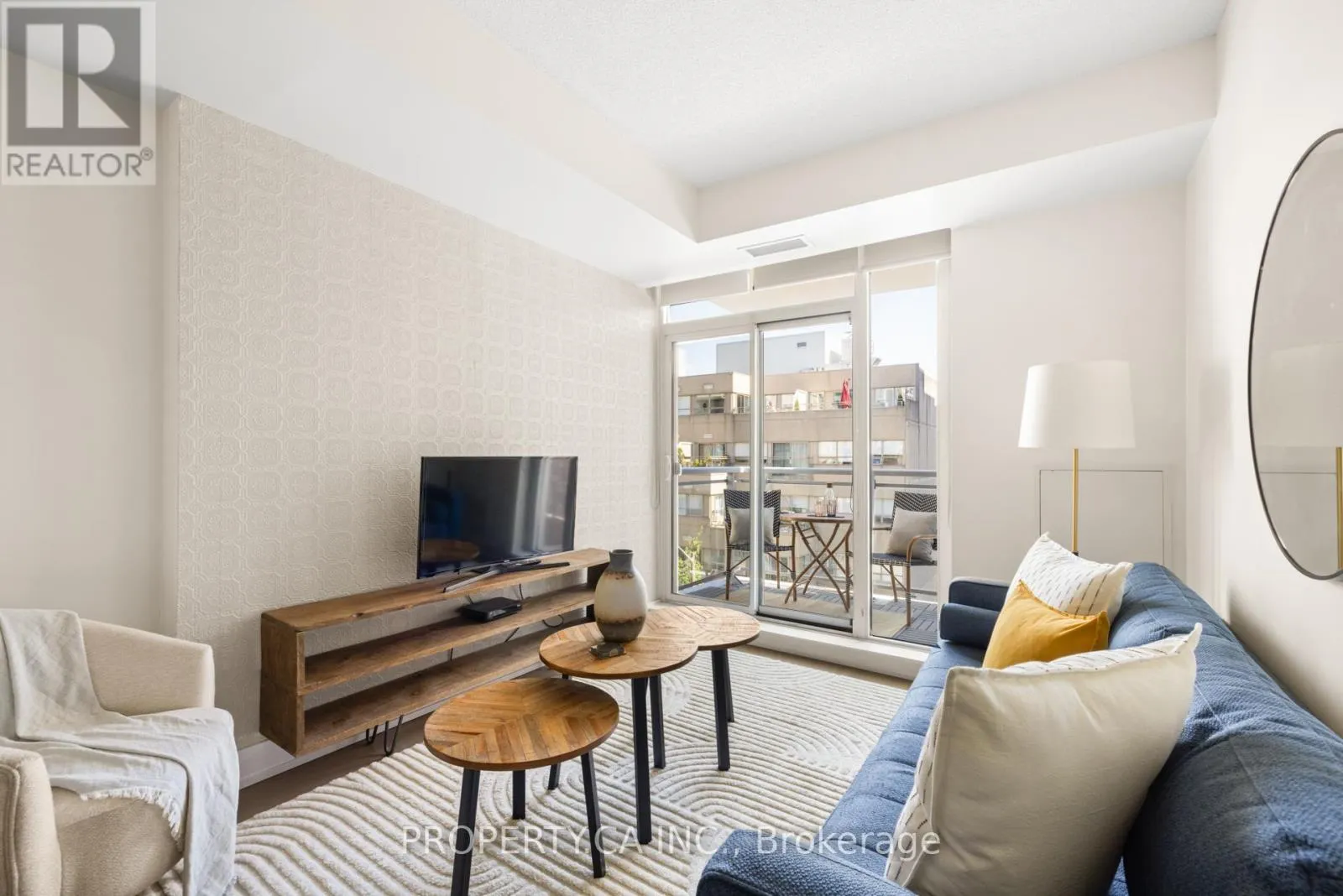 404 - 68 MERTON STREET
