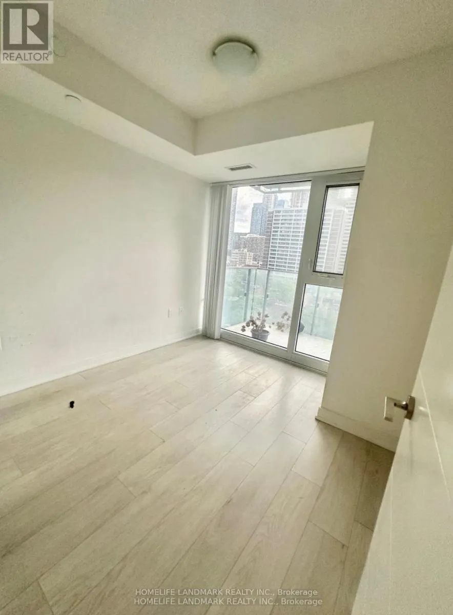 1104 - 50 WELLESLEY STREET E