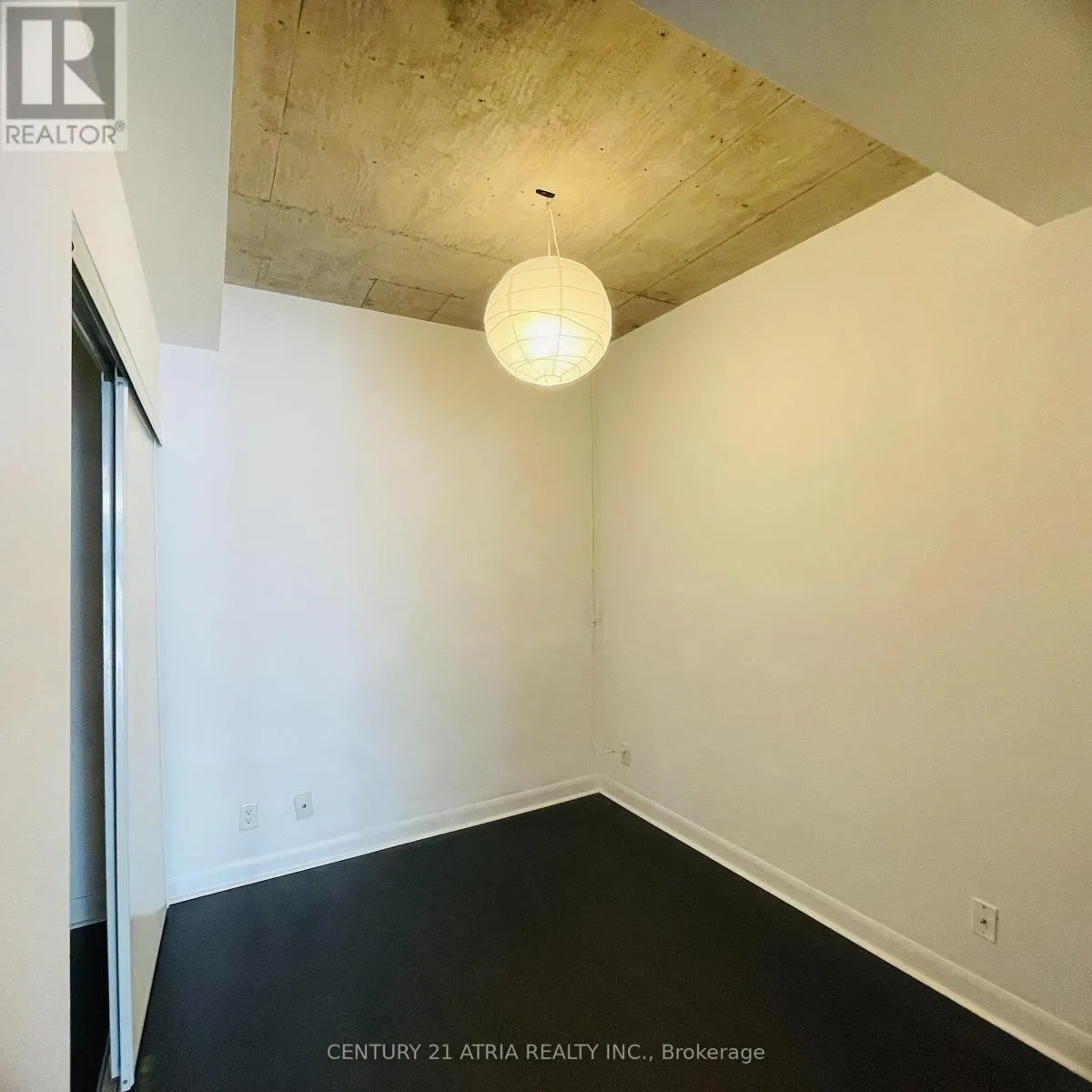706 - 478 KING STREET W