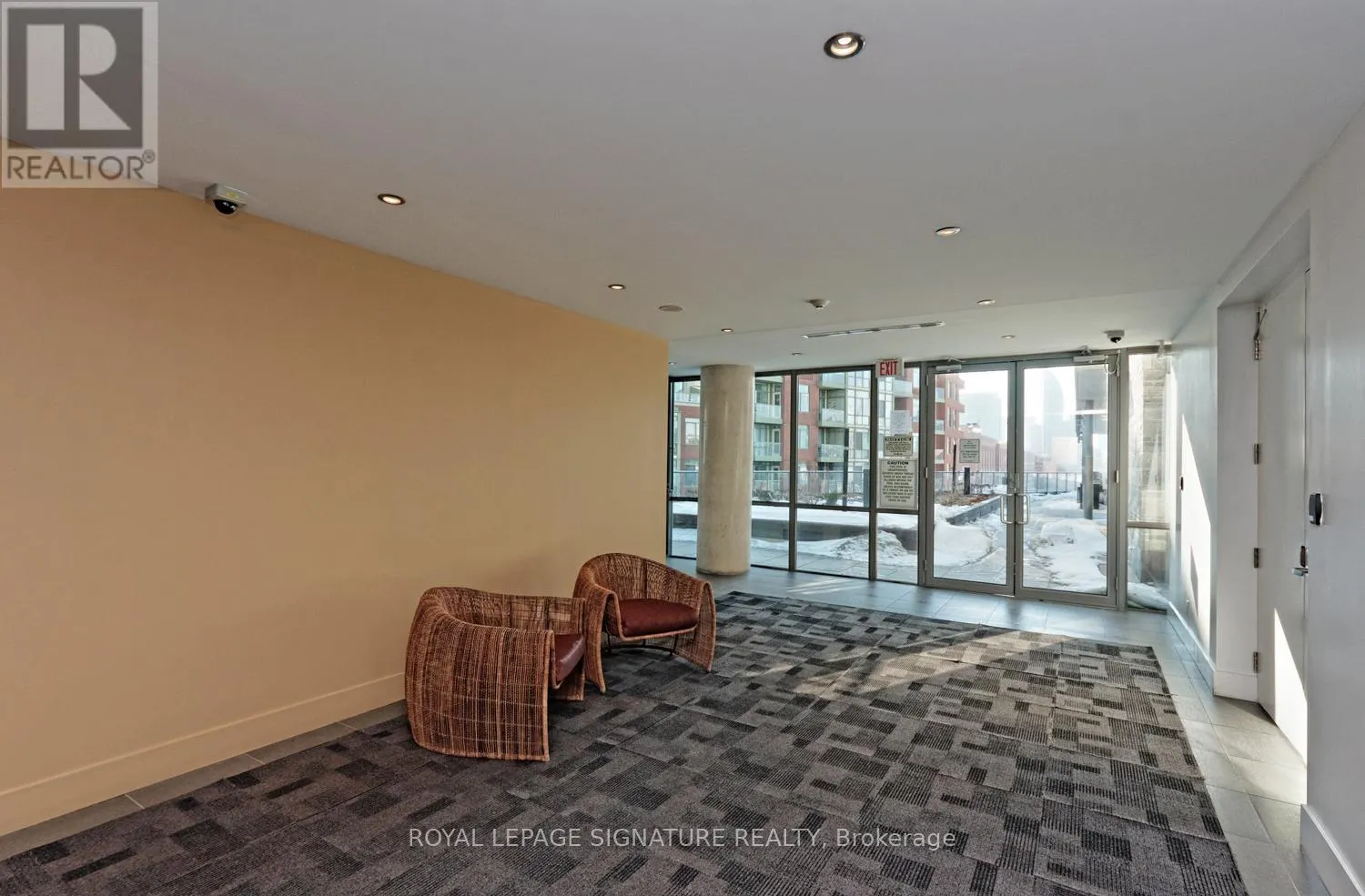 2504 - 33 MILL STREET