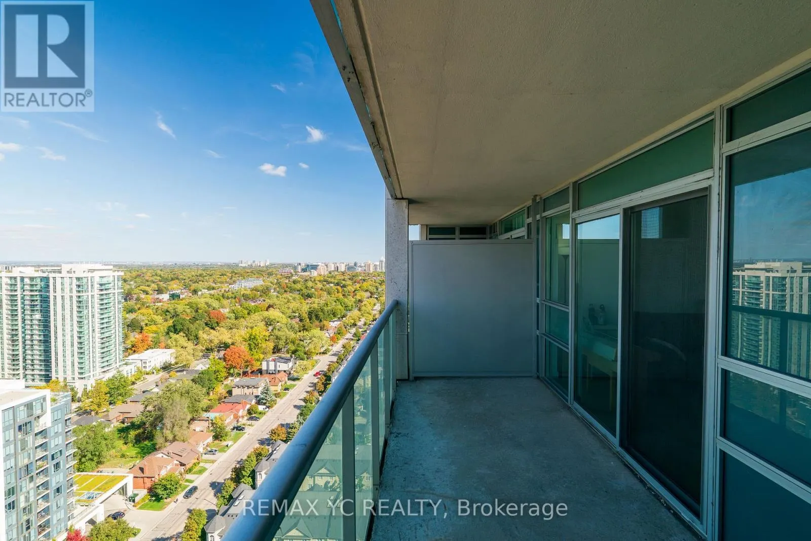 2612 - 16 HARRISON GARDEN BOULEVARD