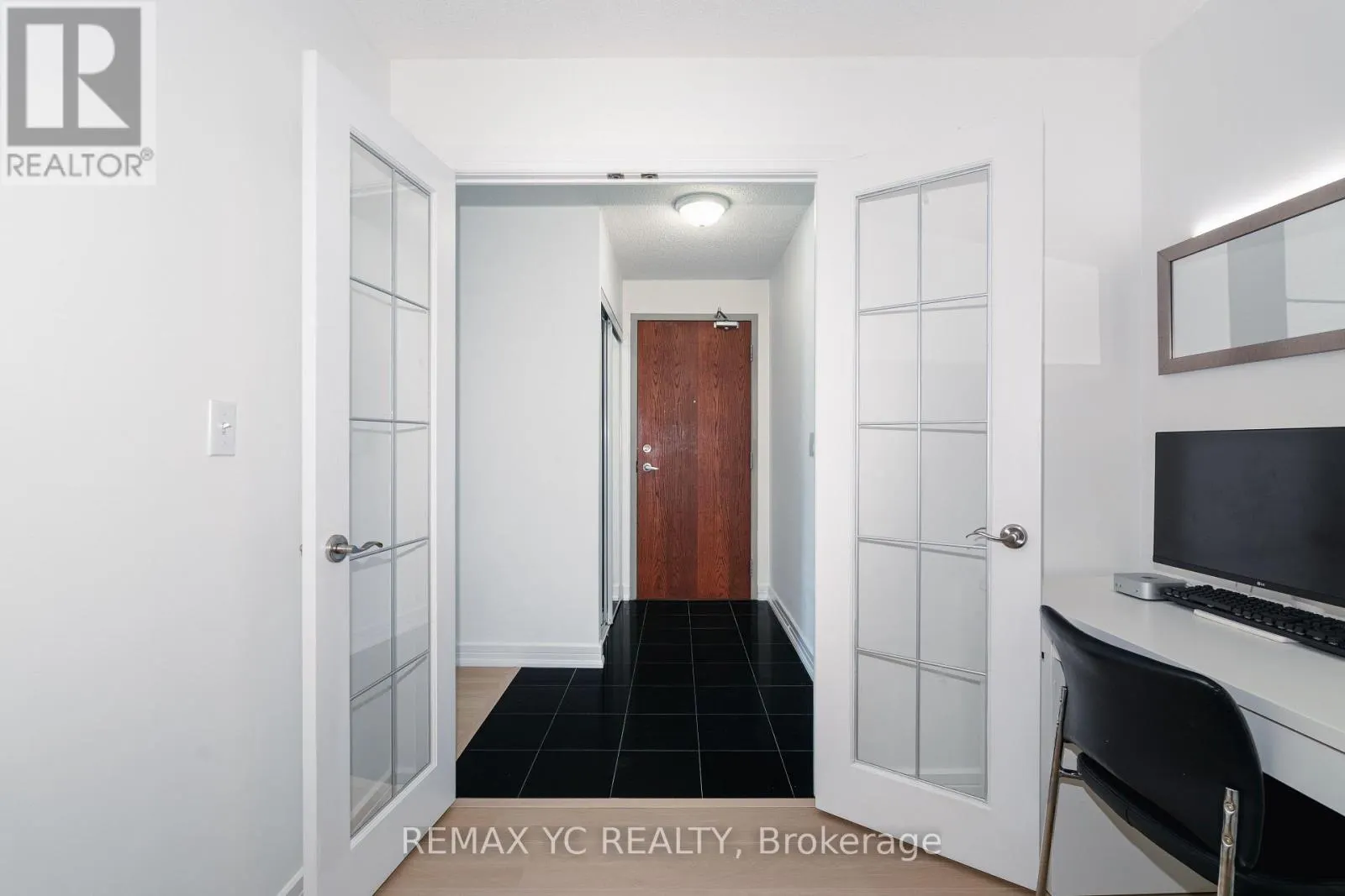 2612 - 16 HARRISON GARDEN BOULEVARD