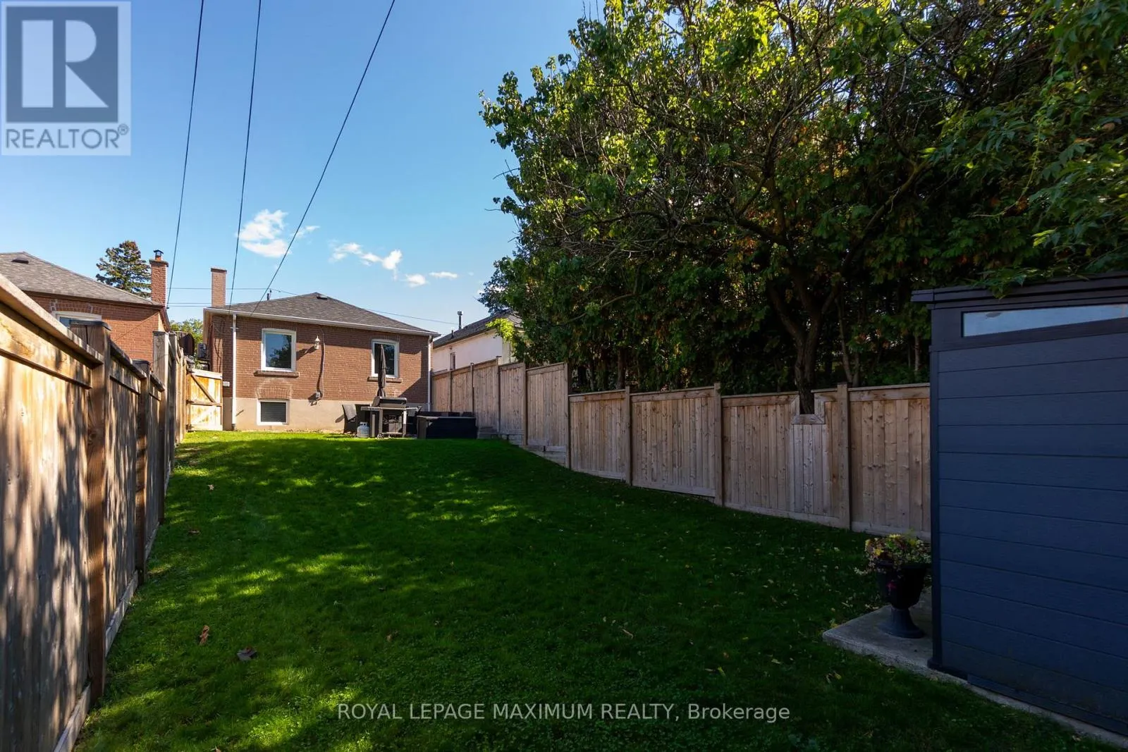 572 NORTHCLIFFE BOULEVARD