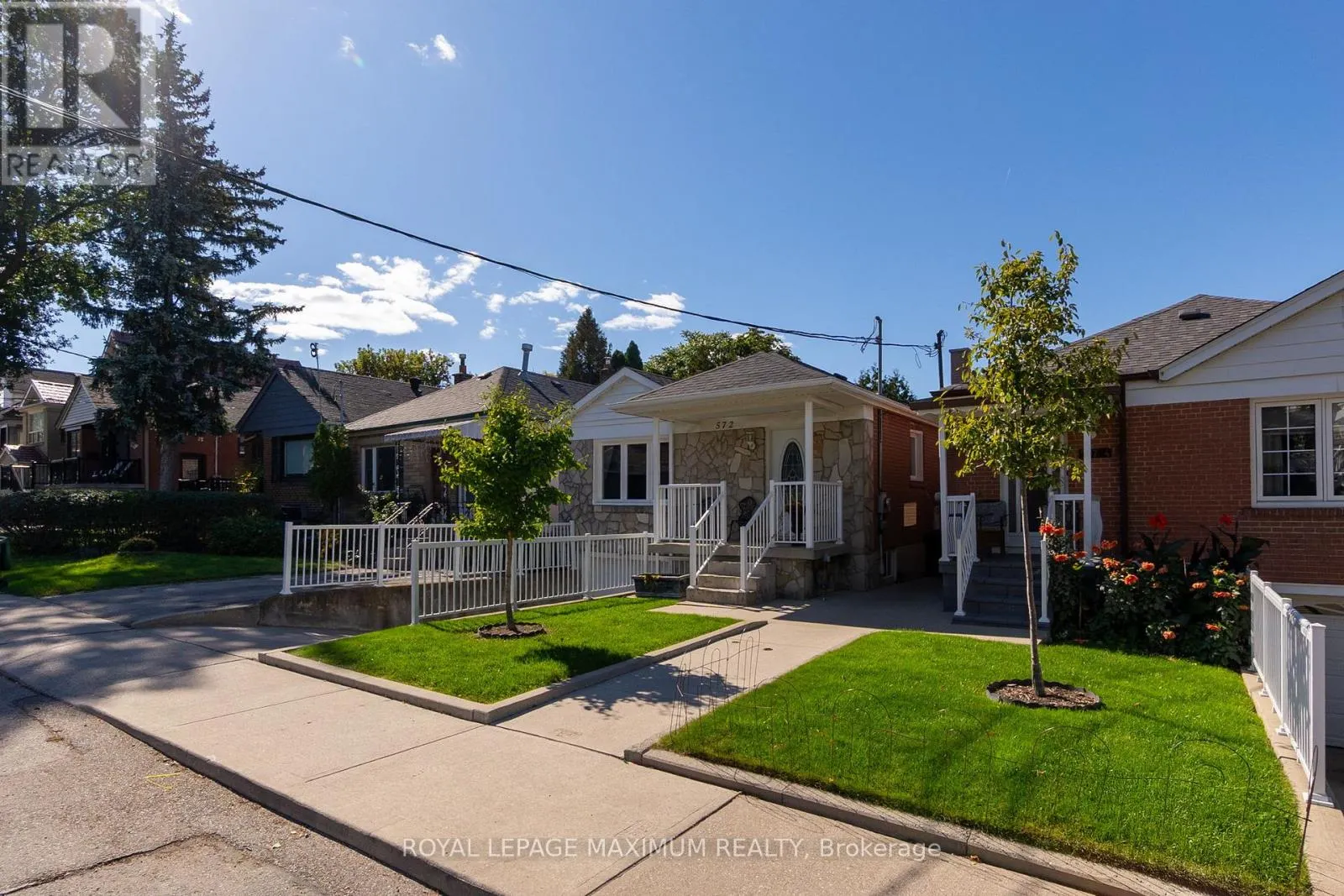 572 NORTHCLIFFE BOULEVARD