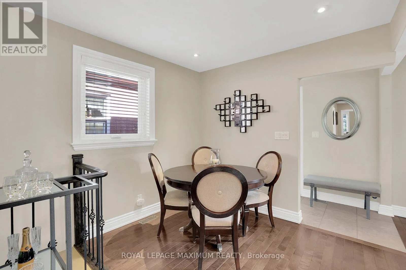 572 NORTHCLIFFE BOULEVARD