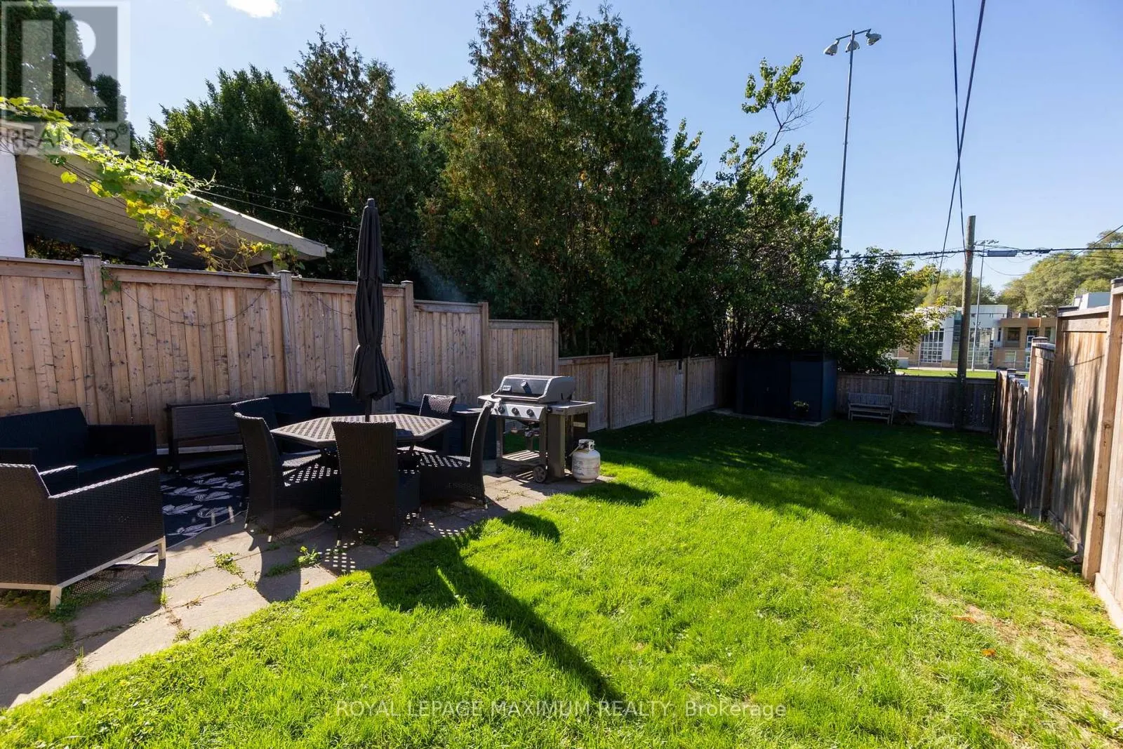 572 NORTHCLIFFE BOULEVARD