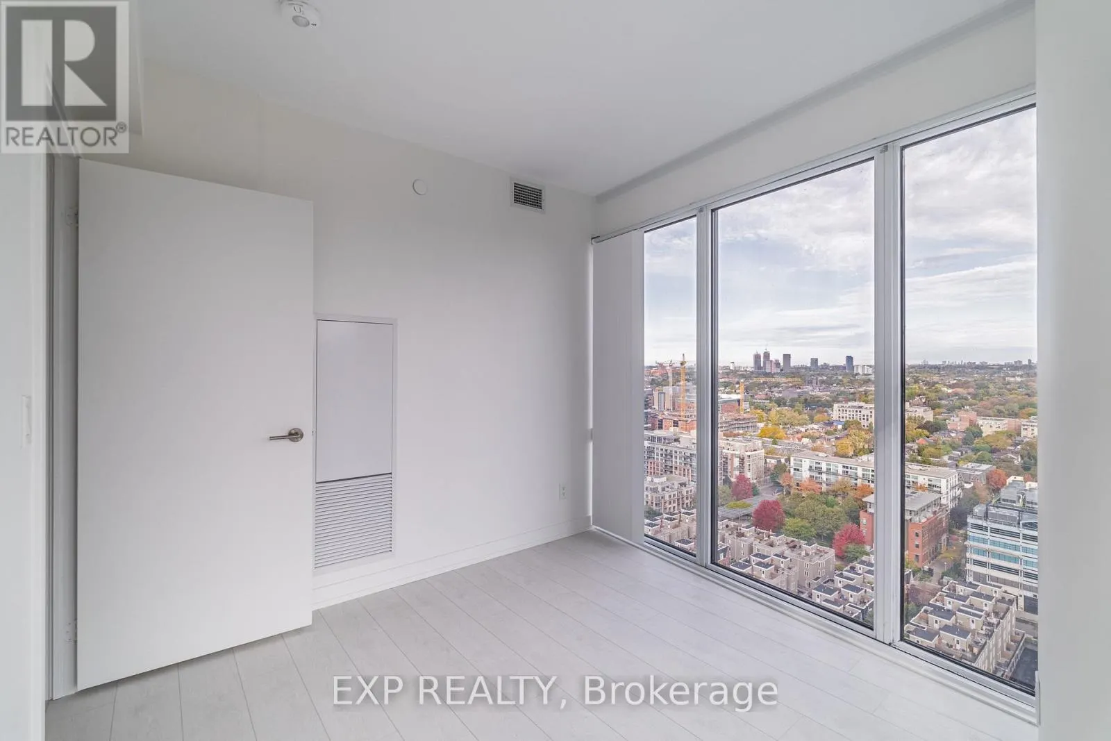 2719 - 19 WESTERN BATTERY ROAD