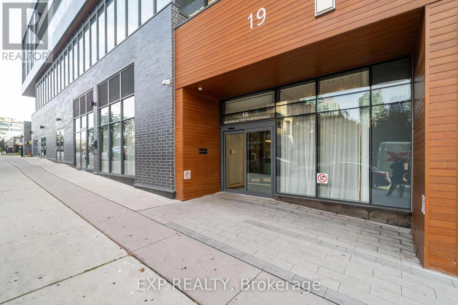 2719 - 19 WESTERN BATTERY ROAD