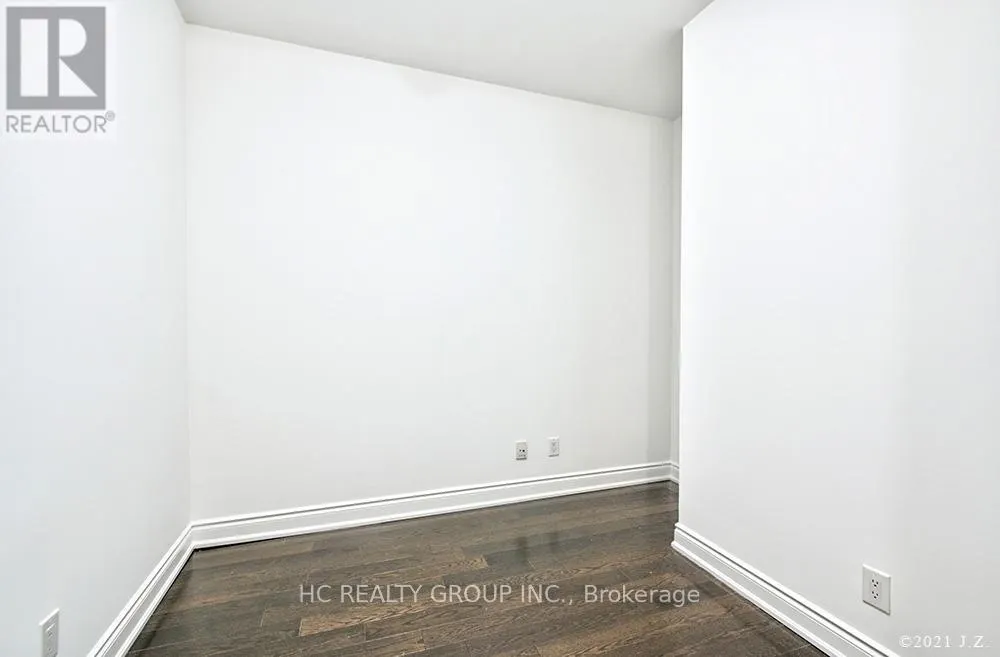 201 - 20 BLOORVIEW PLACE