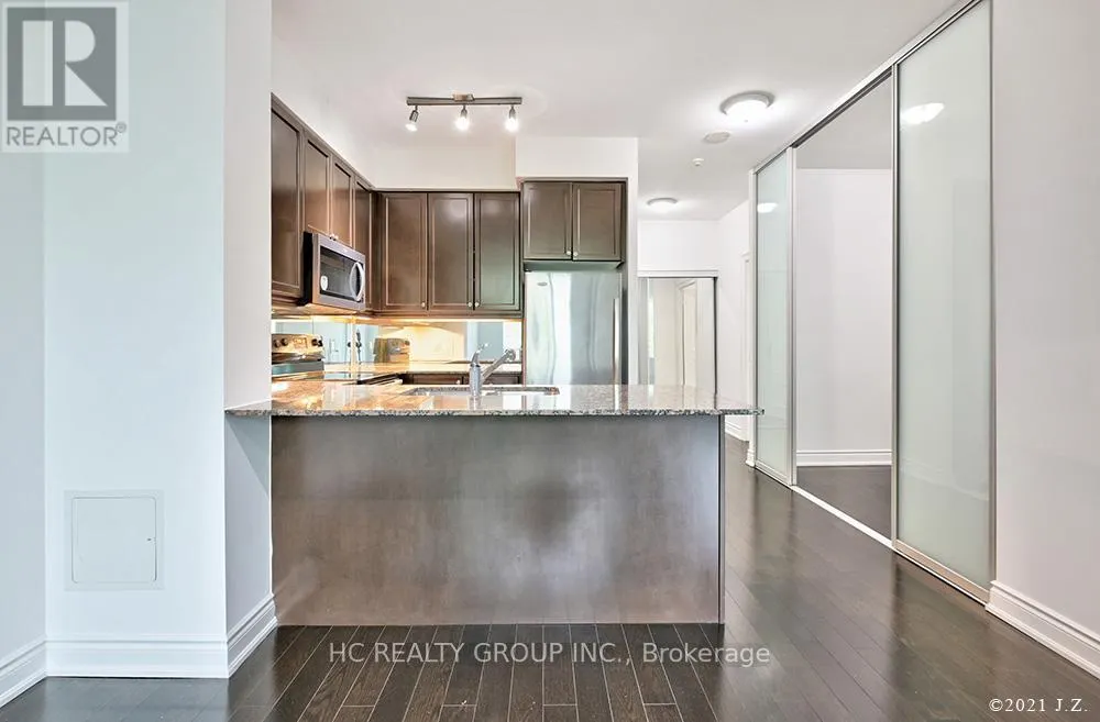 201 - 20 BLOORVIEW PLACE