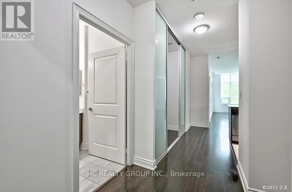 201 - 20 BLOORVIEW PLACE