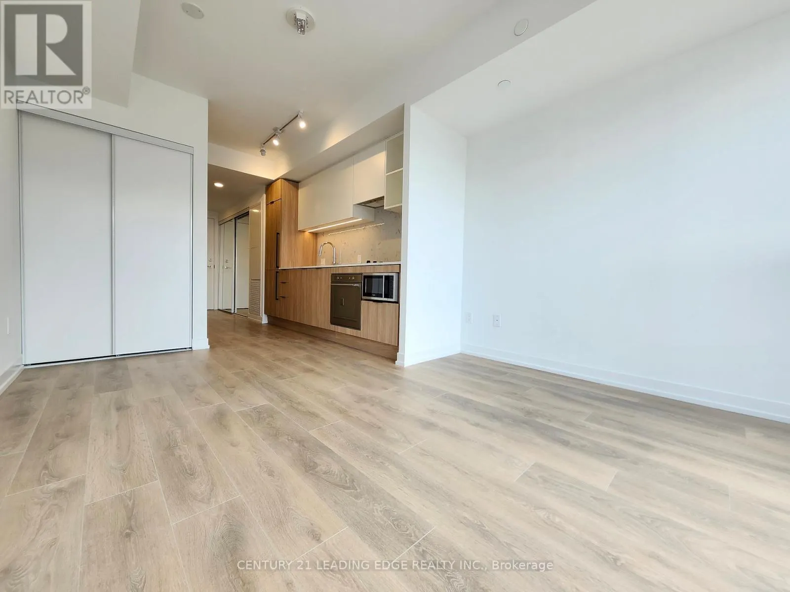 82 DALHOUSIE STREET