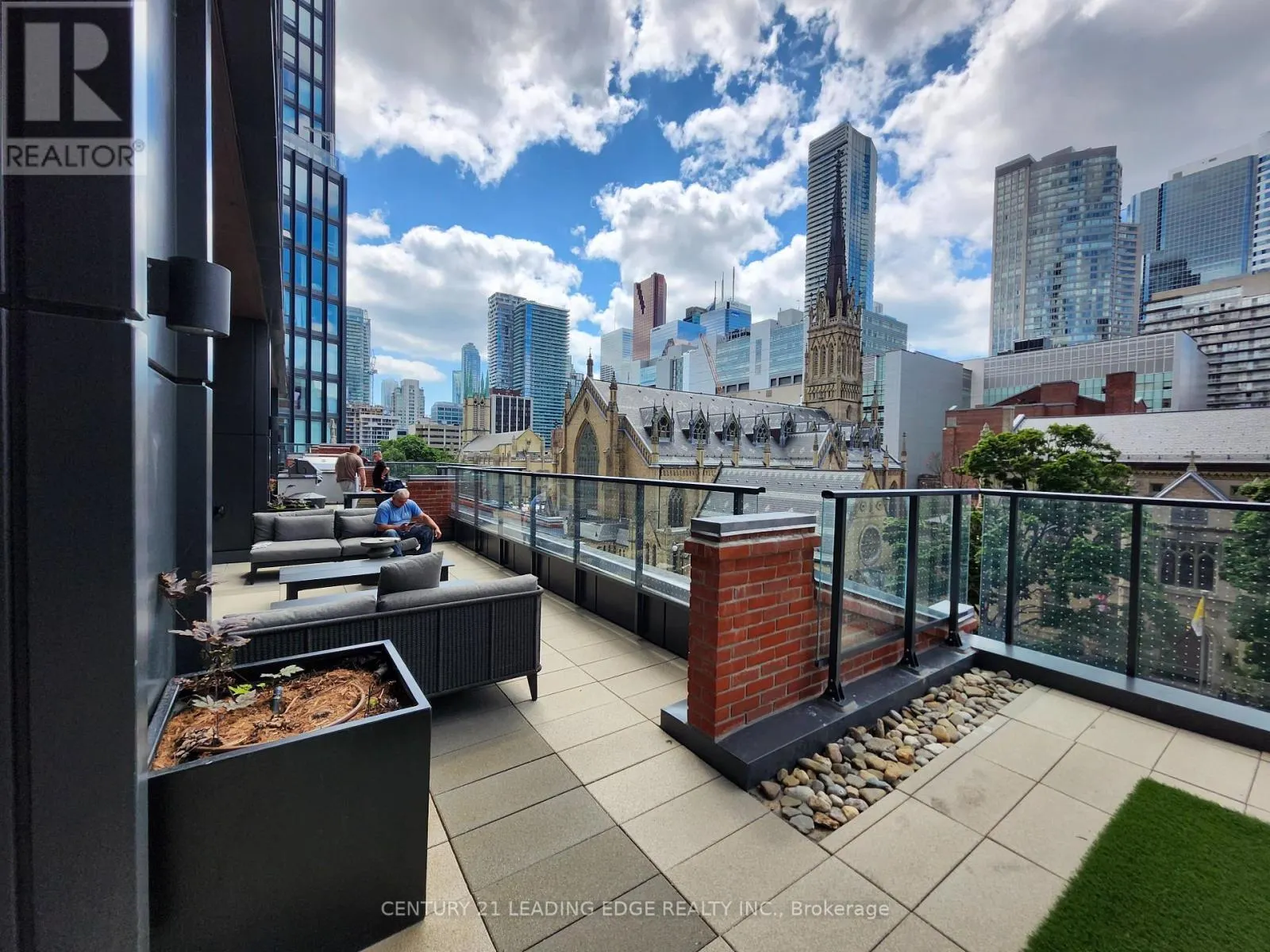 82 DALHOUSIE STREET