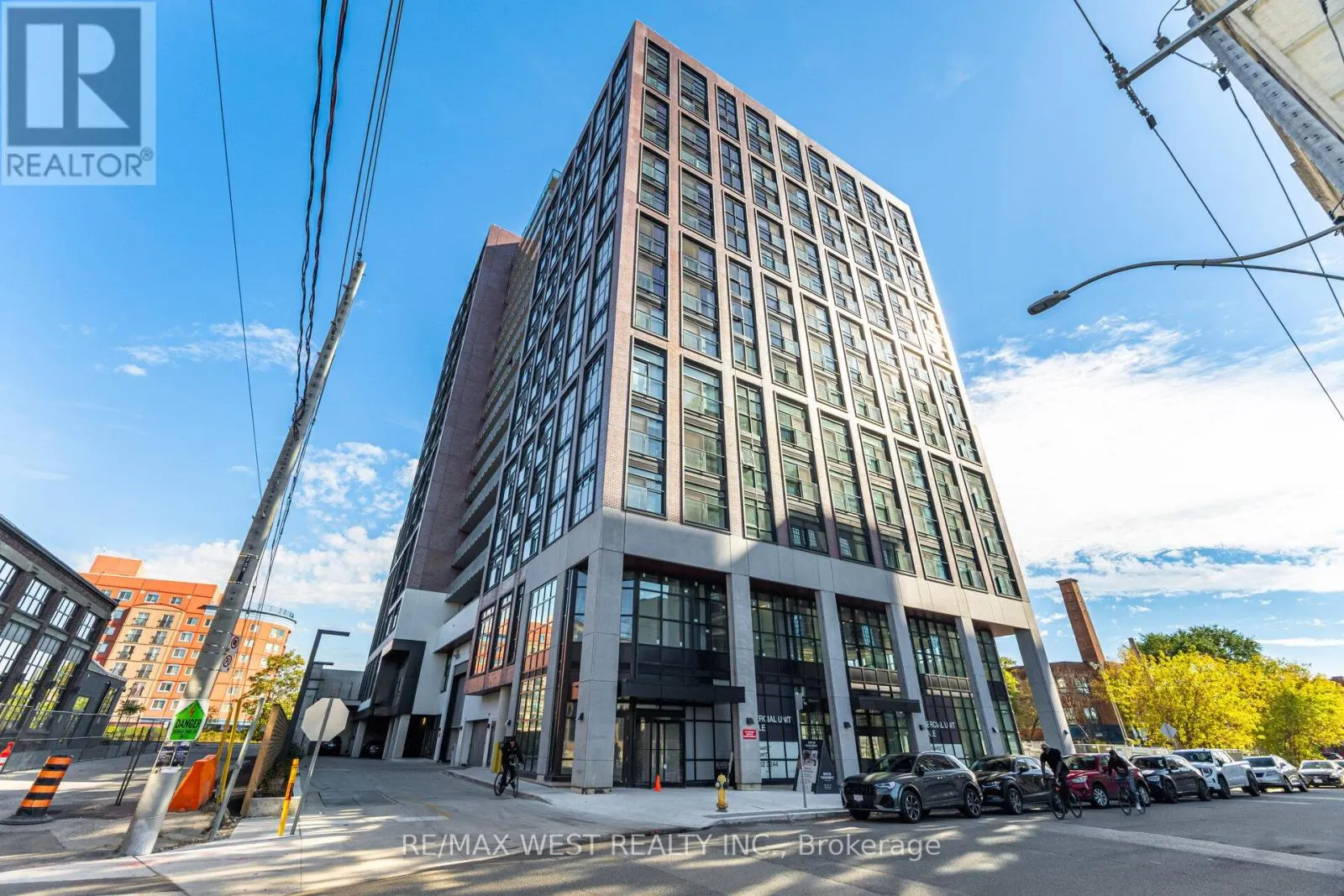 1113 - 181 STERLING ROAD