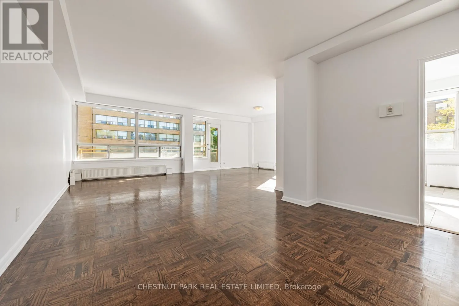 105 - 2500 BATHURST STREET