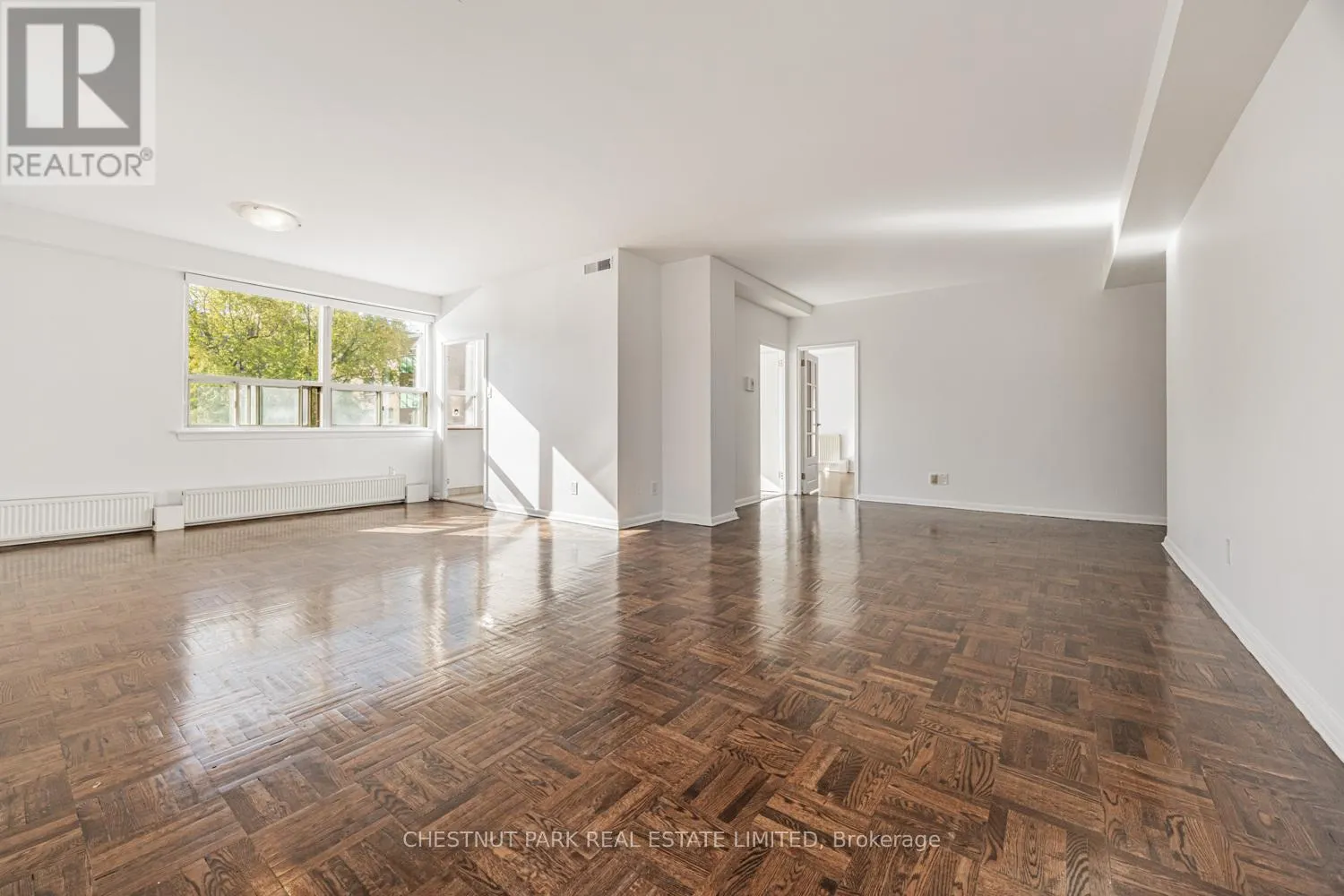 105 - 2500 BATHURST STREET