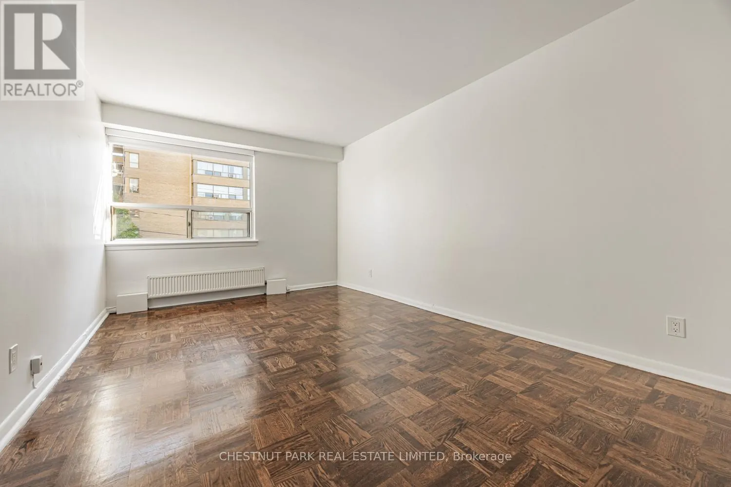 105 - 2500 BATHURST STREET
