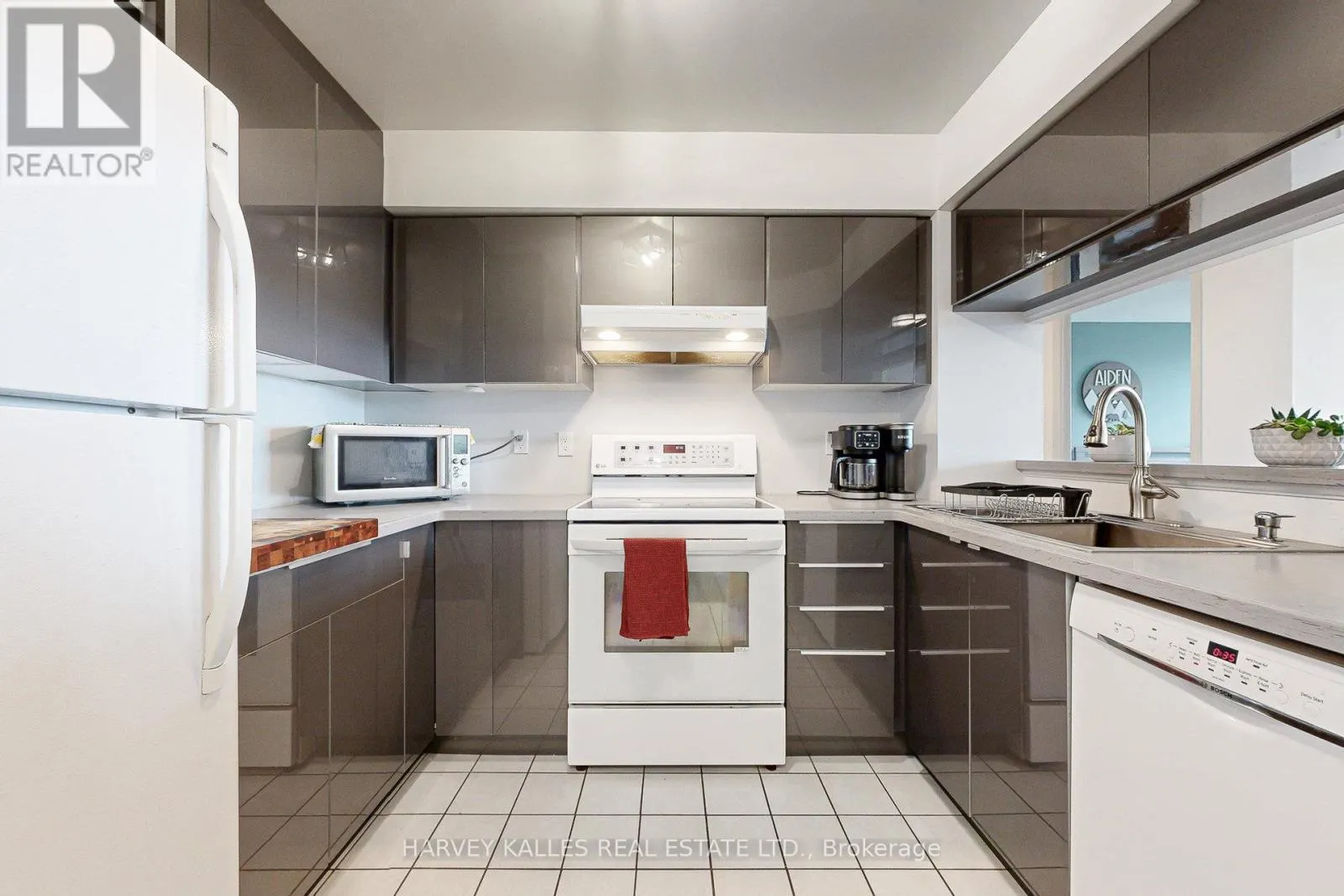 710 - 2 COVINGTON ROAD