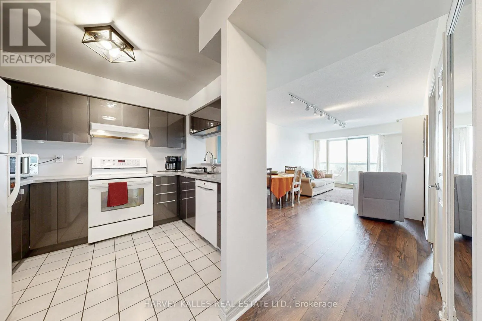 710 - 2 COVINGTON ROAD