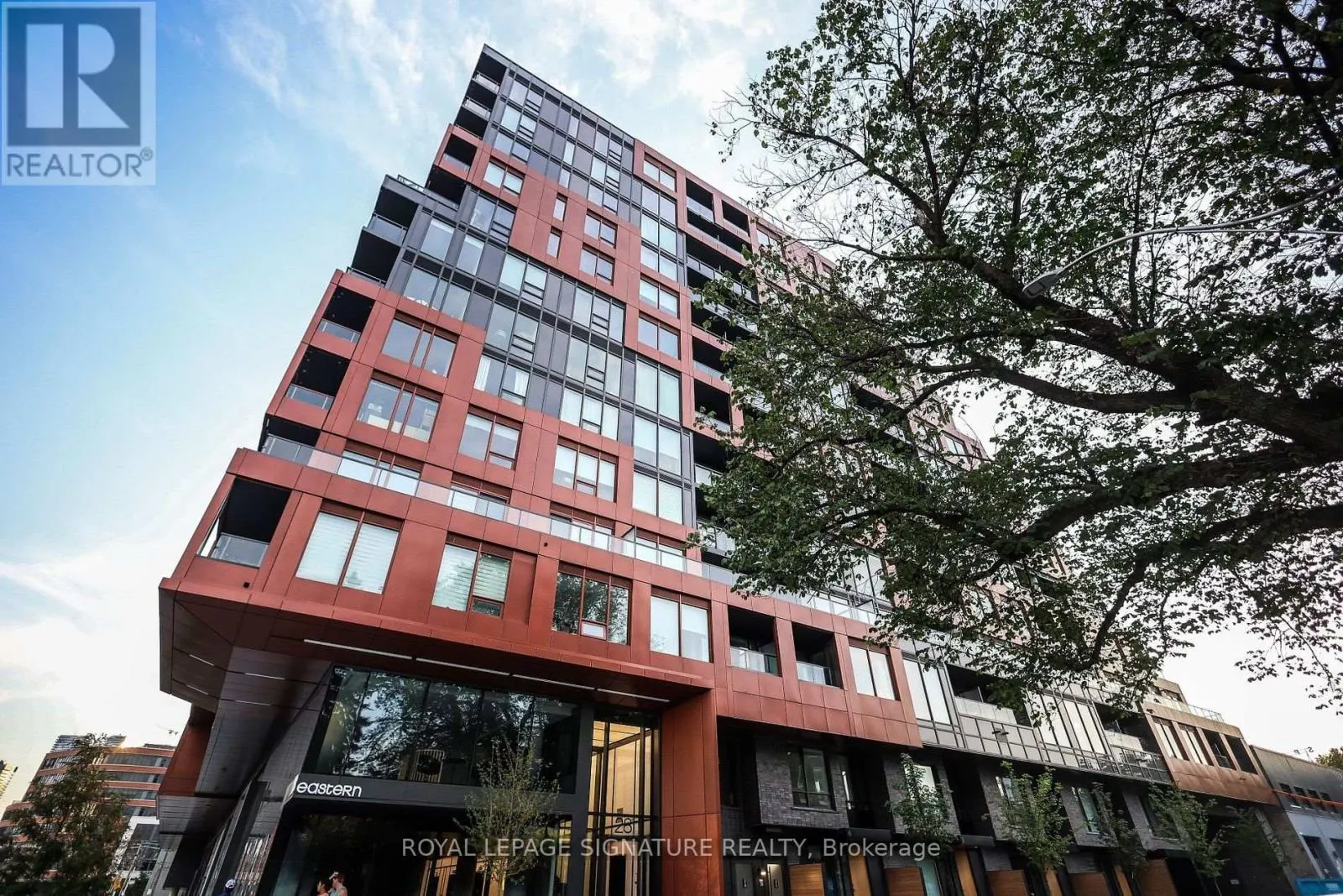 624 - 28 EASTERN AVENUE