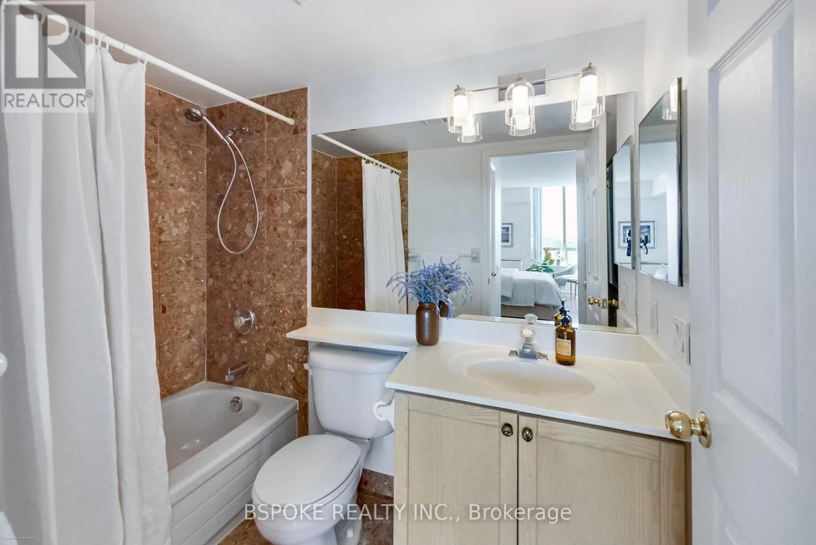 1412 - 8 COVINGTON ROAD