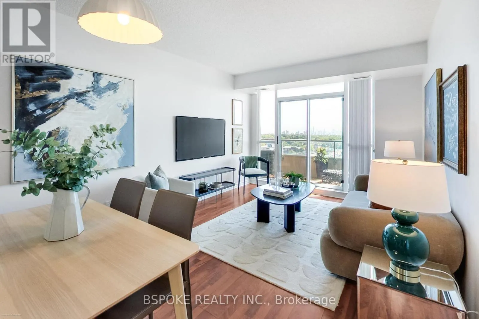 1412 - 8 COVINGTON ROAD