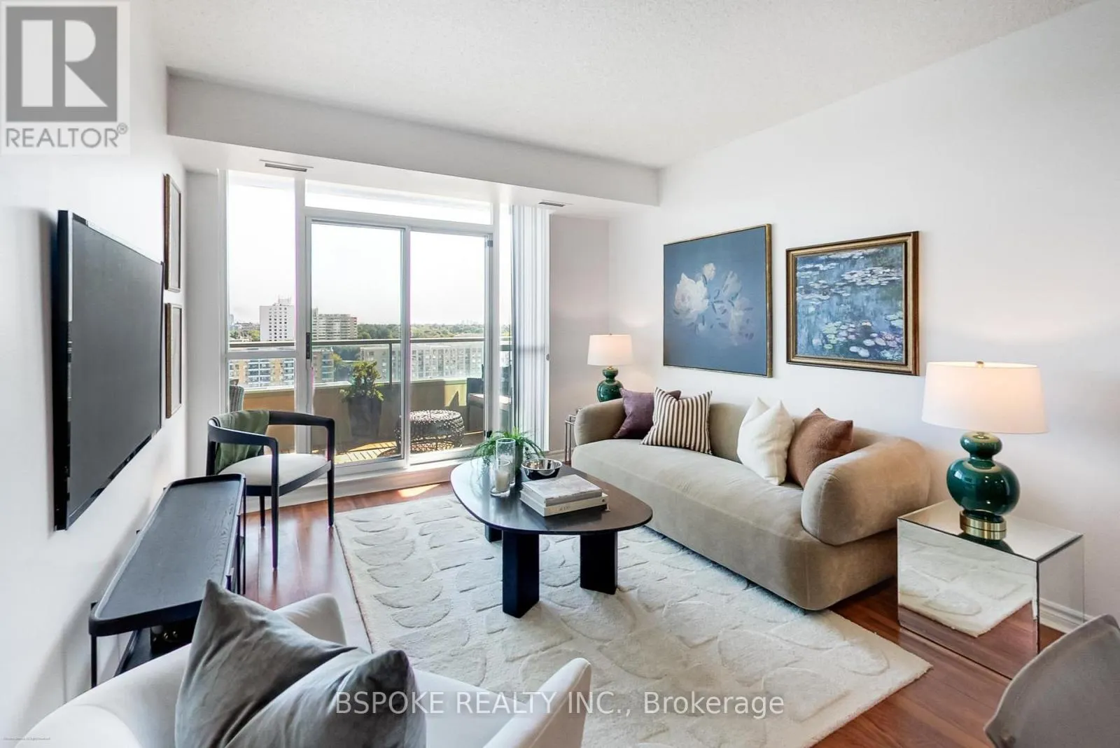 1412 - 8 COVINGTON ROAD