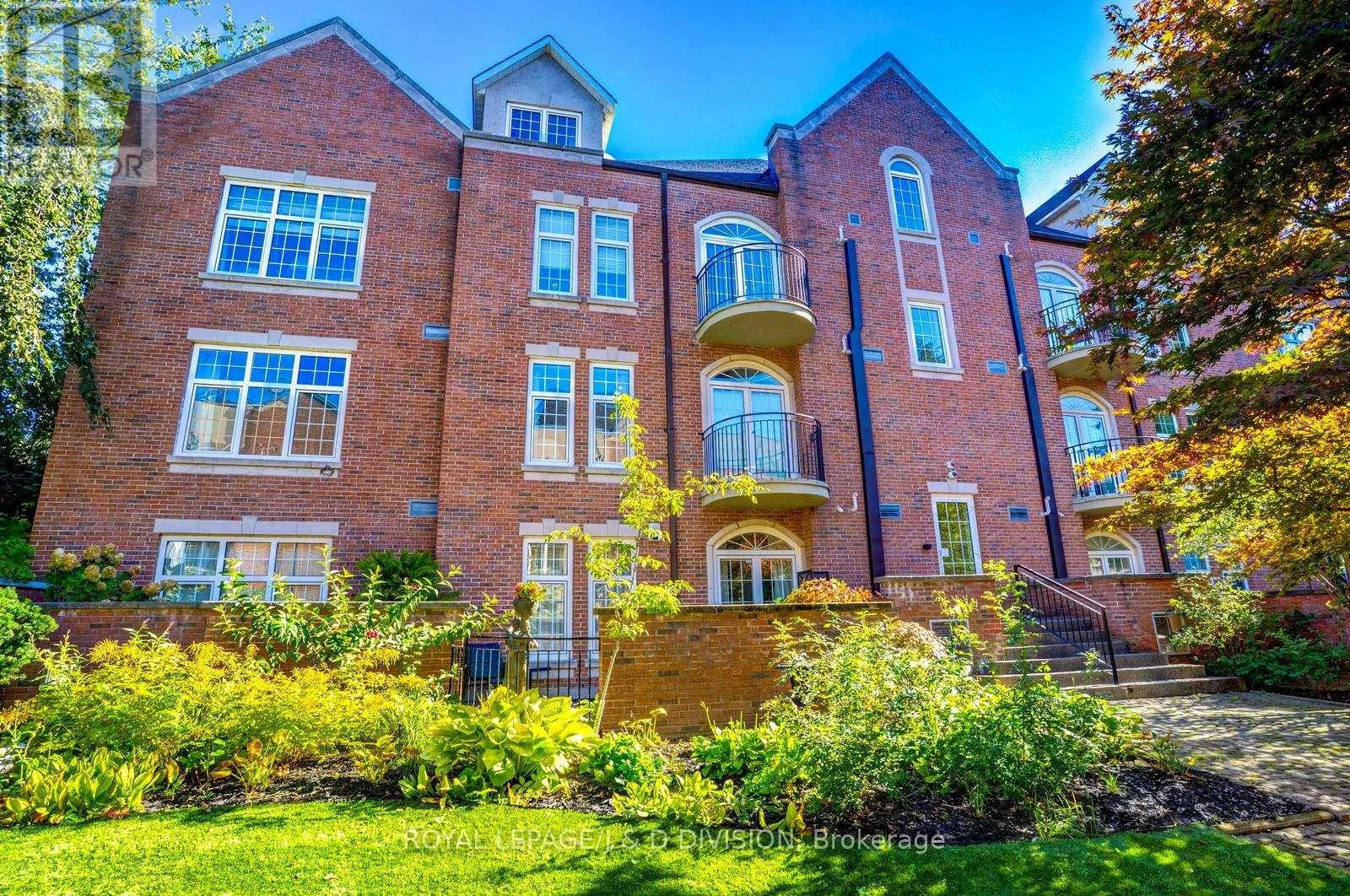 202B - 2 DONCLIFFE PLACE