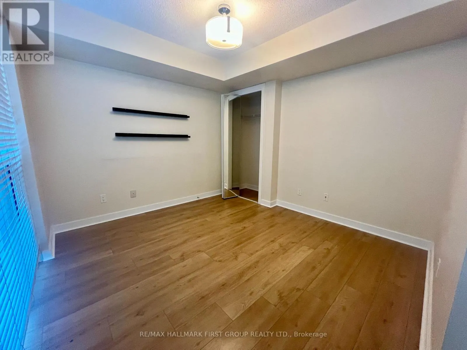 1111 - 80 WESTERN BATTERY ROAD