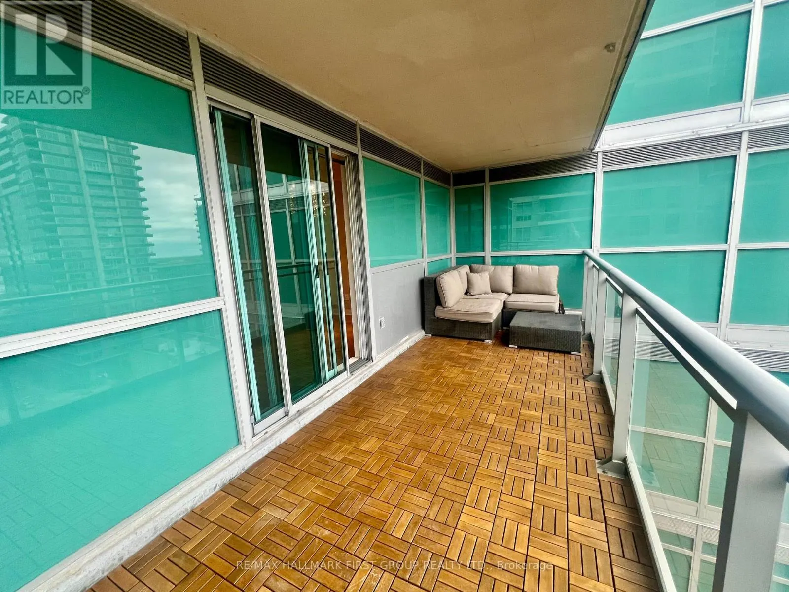 1111 - 80 WESTERN BATTERY ROAD