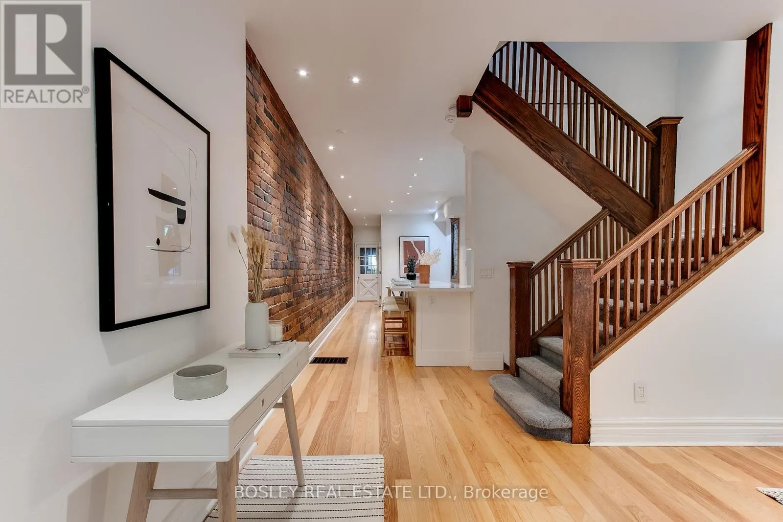 6 PROSPECT STREET