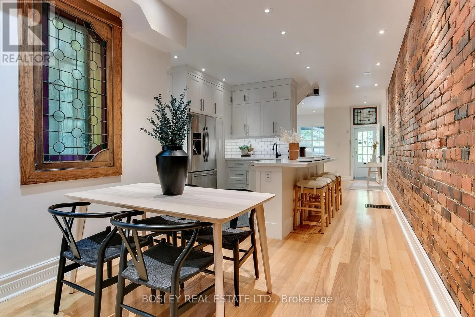 6 PROSPECT STREET