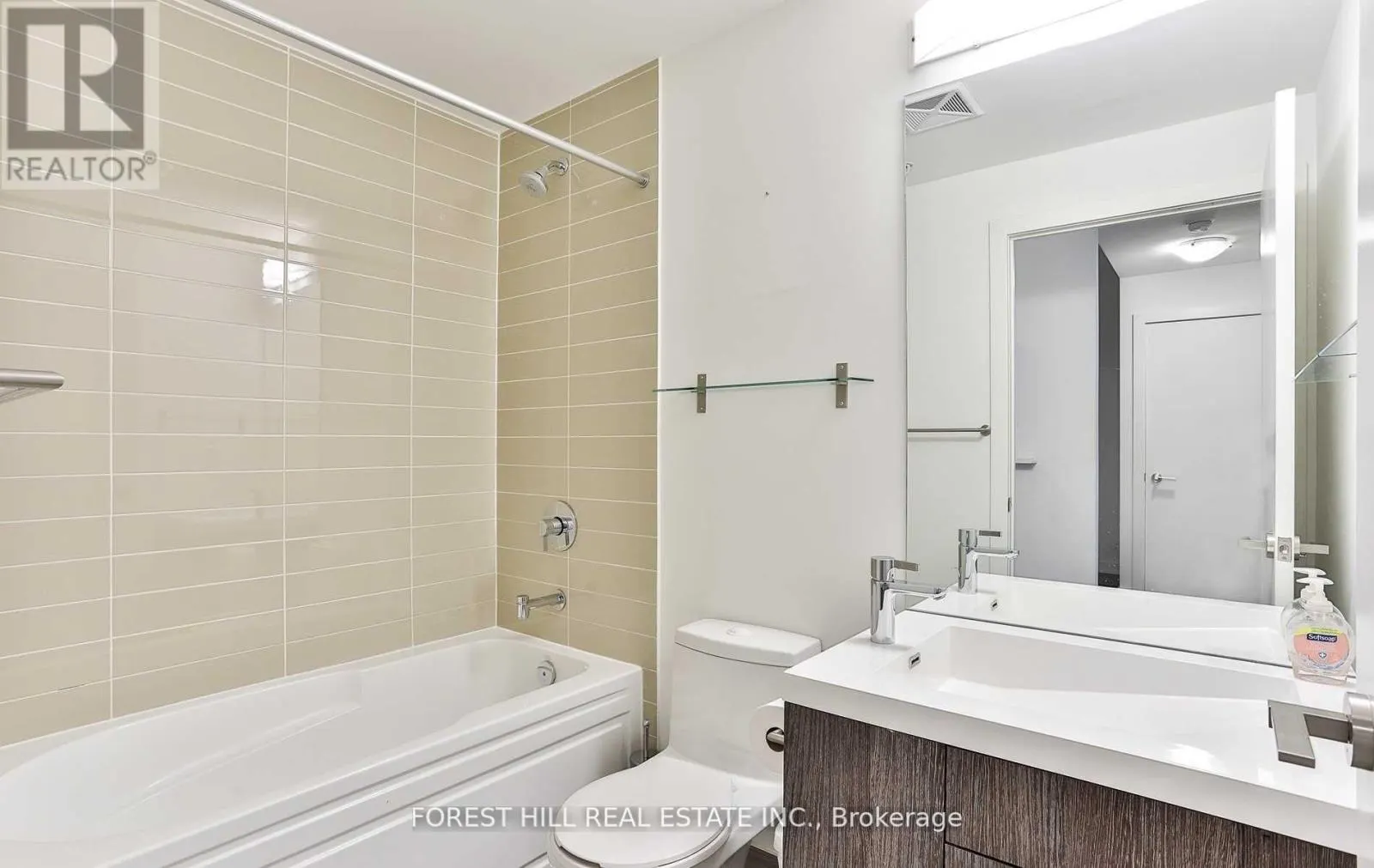 318 - 199 RICHMOND STREET W