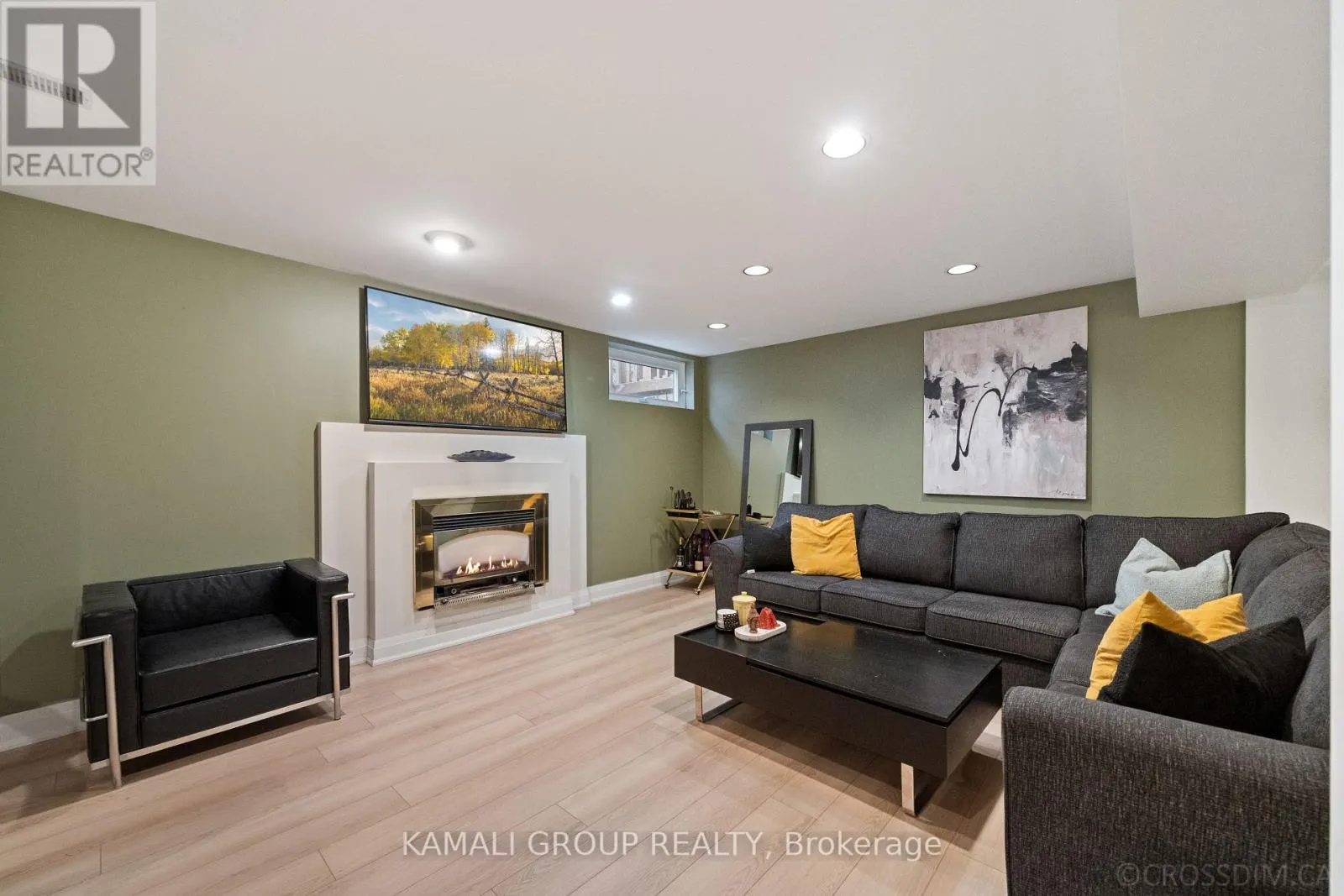 287 DUNVIEW AVENUE