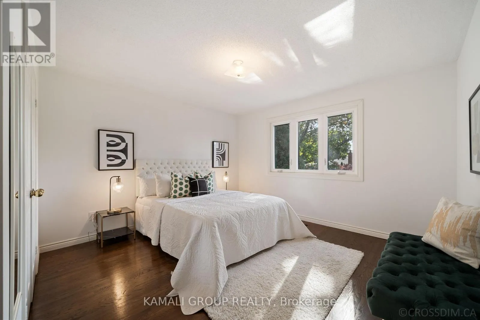 287 DUNVIEW AVENUE