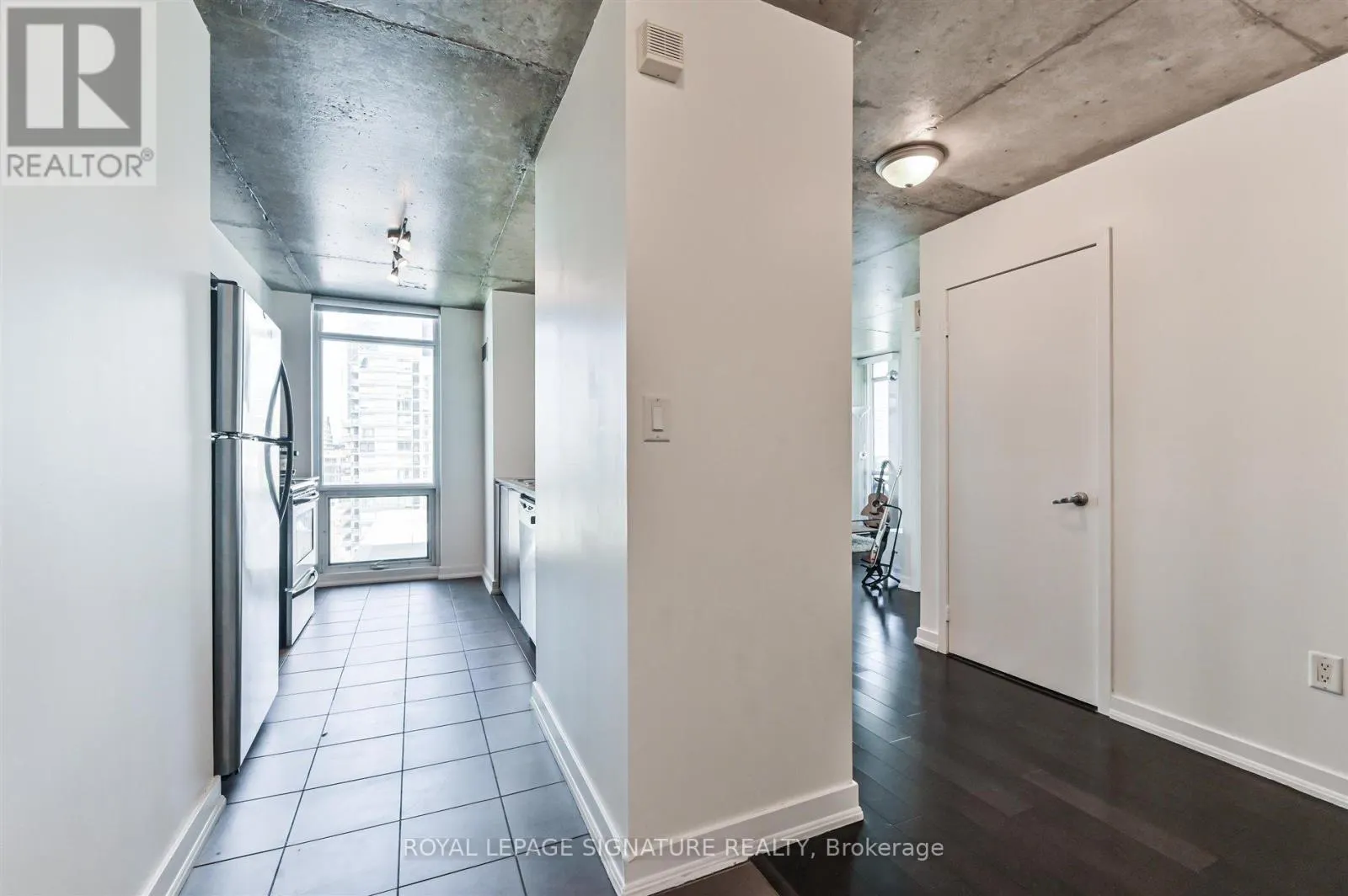 1506 - 11 BRUNEL COURT