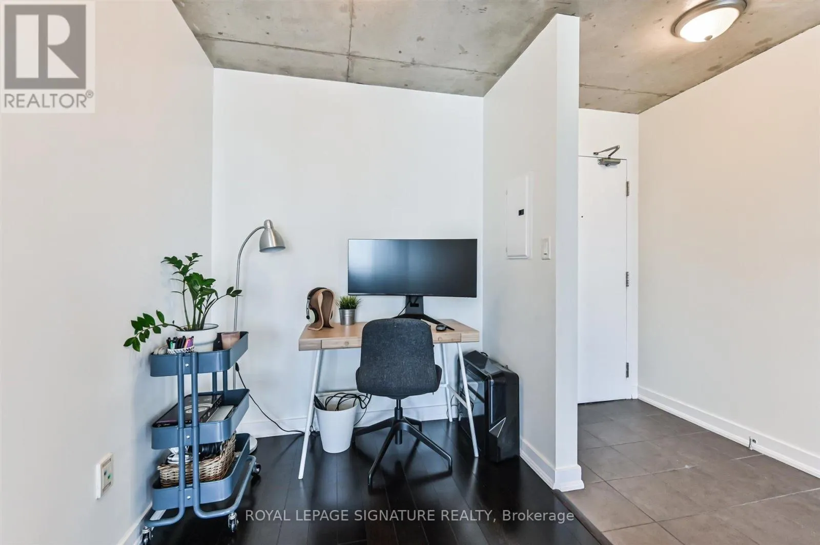 1506 - 11 BRUNEL COURT