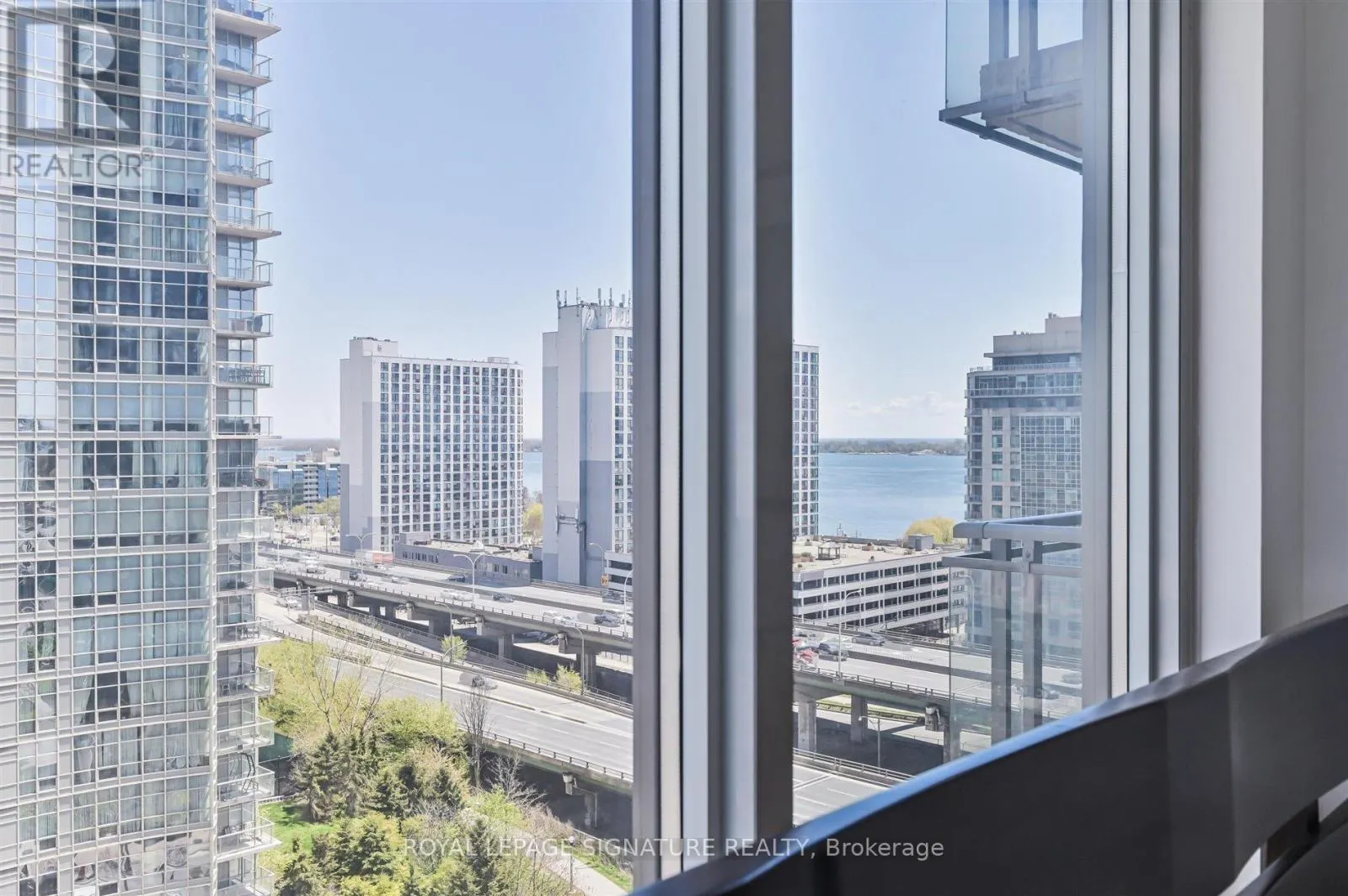 1506 - 11 BRUNEL COURT