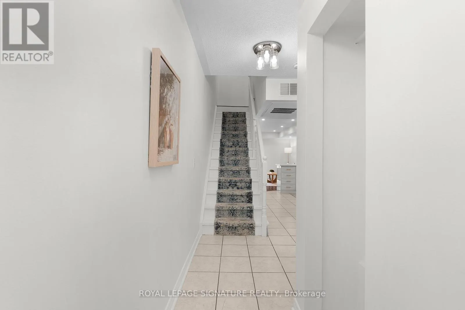 107 - 262 ST HELENS AVENUE
