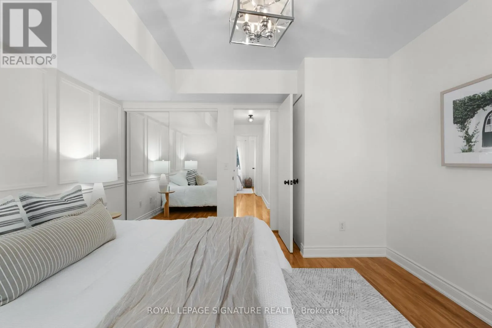 107 - 262 ST HELENS AVENUE