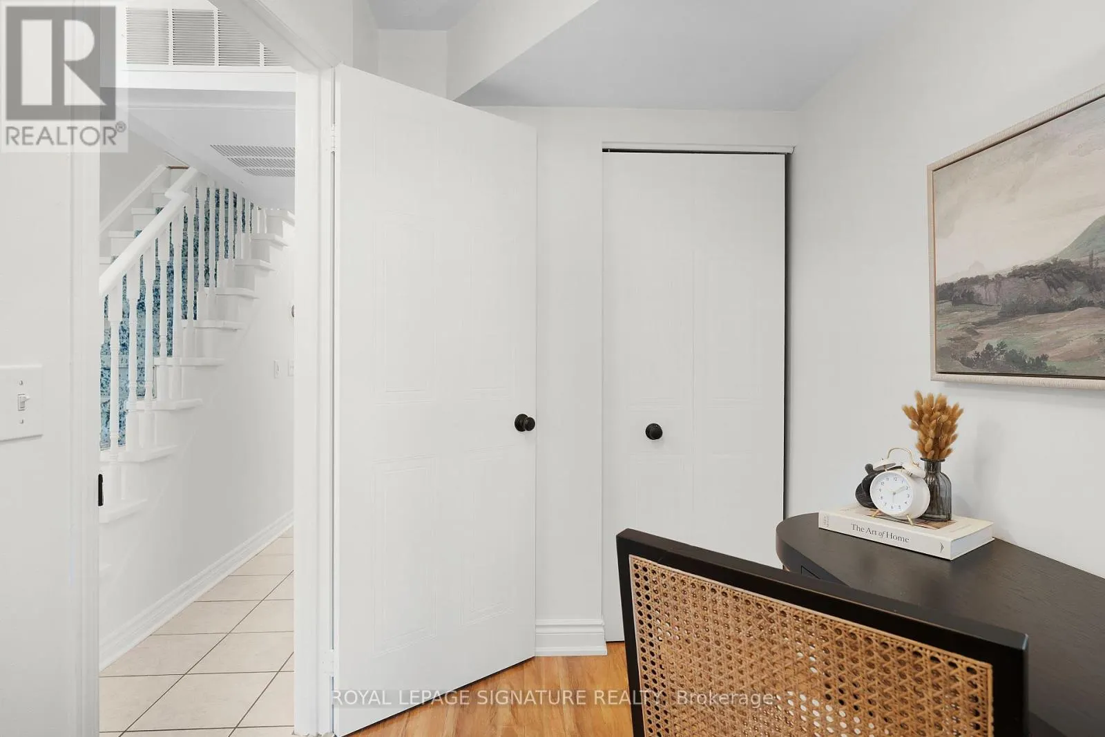 107 - 262 ST HELENS AVENUE