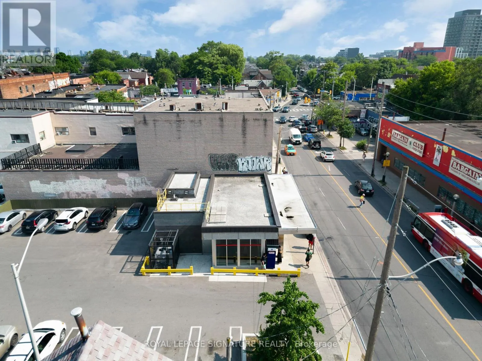 107 - 262 ST HELENS AVENUE