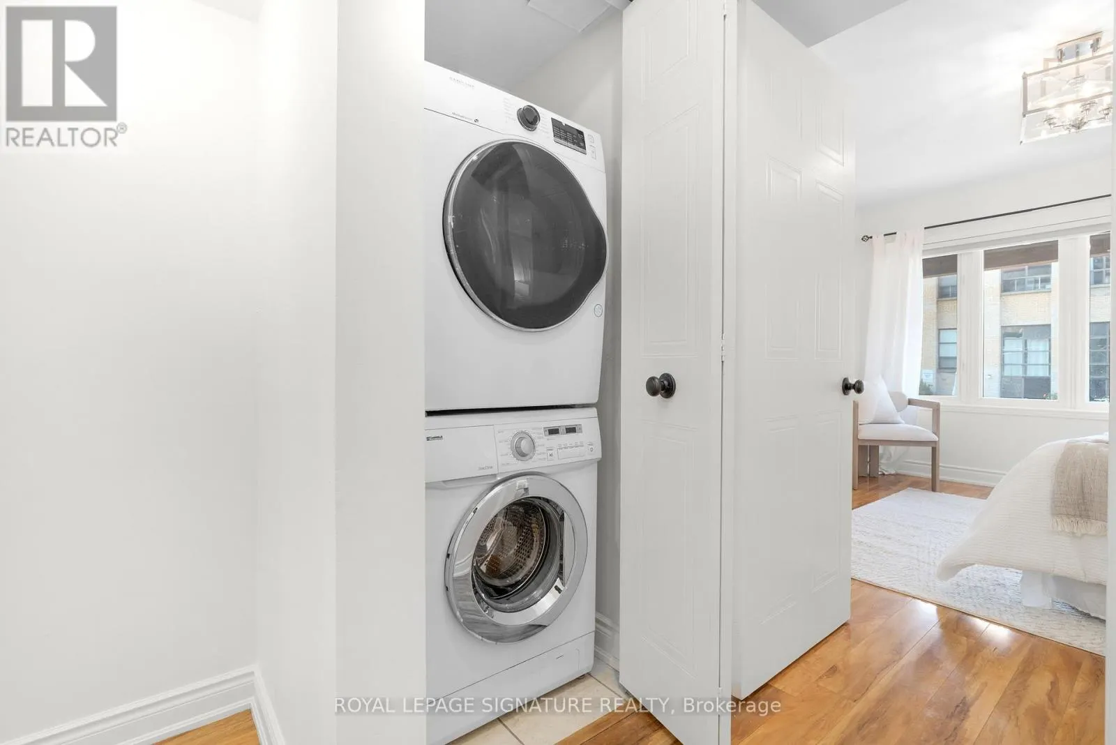 107 - 262 ST HELENS AVENUE