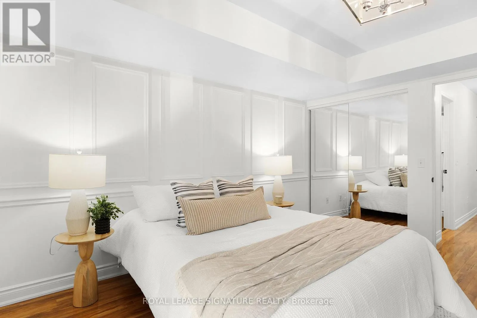 107 - 262 ST HELENS AVENUE