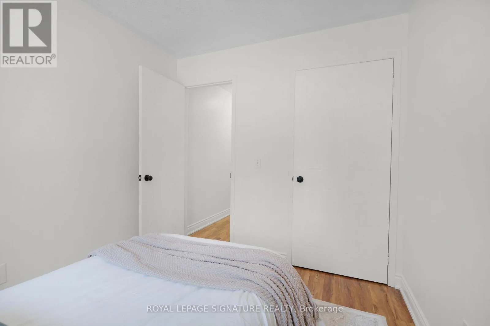 107 - 262 ST HELENS AVENUE