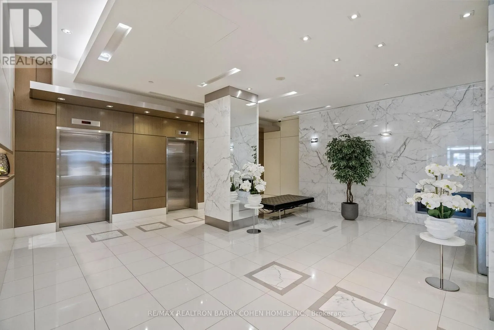 2103 - 500 ST CLAIR AVENUE W