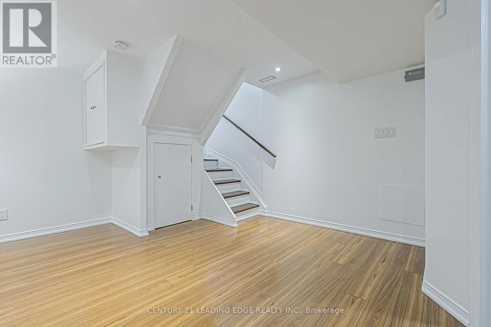 43 BARCLAY ROAD